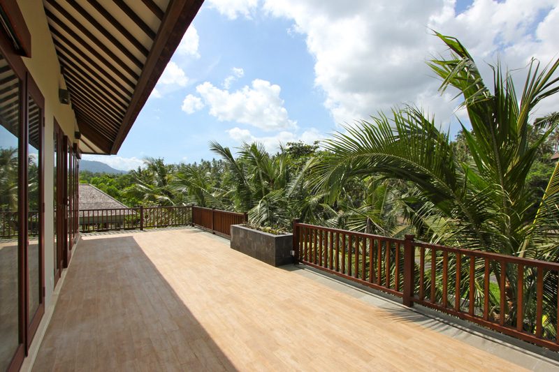 Villa upstairs terrace