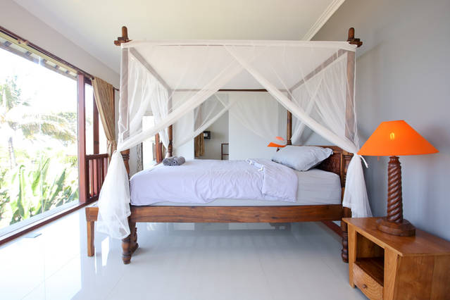 Balian surfing Bedroom looks directly over Balian surf break